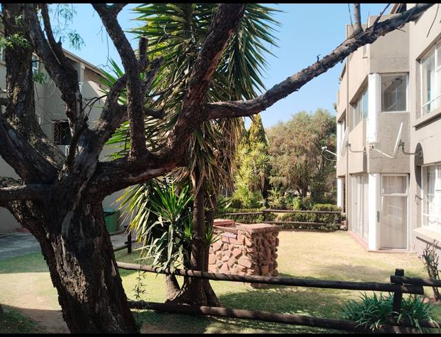 2 BEDROOM FLAT FOR SALE IN PEACEHAVEN